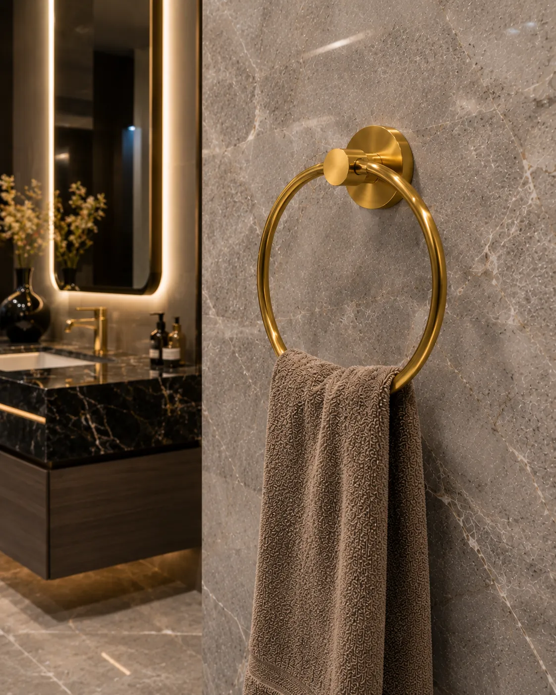Towel rings in a gold PVD finish